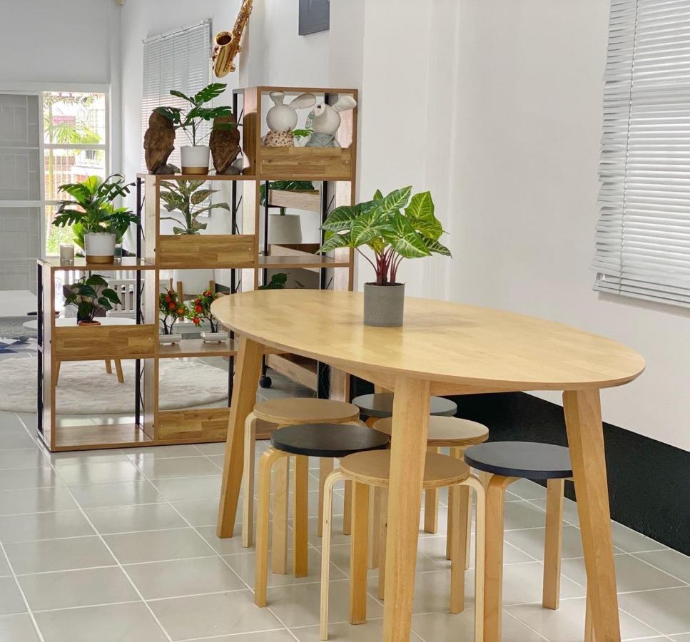 Boxsoon Nimman 2 # 4Beds 3Baths Villa Chiang Mai Exterior foto