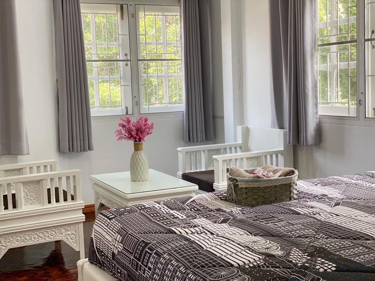 Boxsoon Nimman 2 # 4Beds 3Baths Villa Chiang Mai Exterior foto
